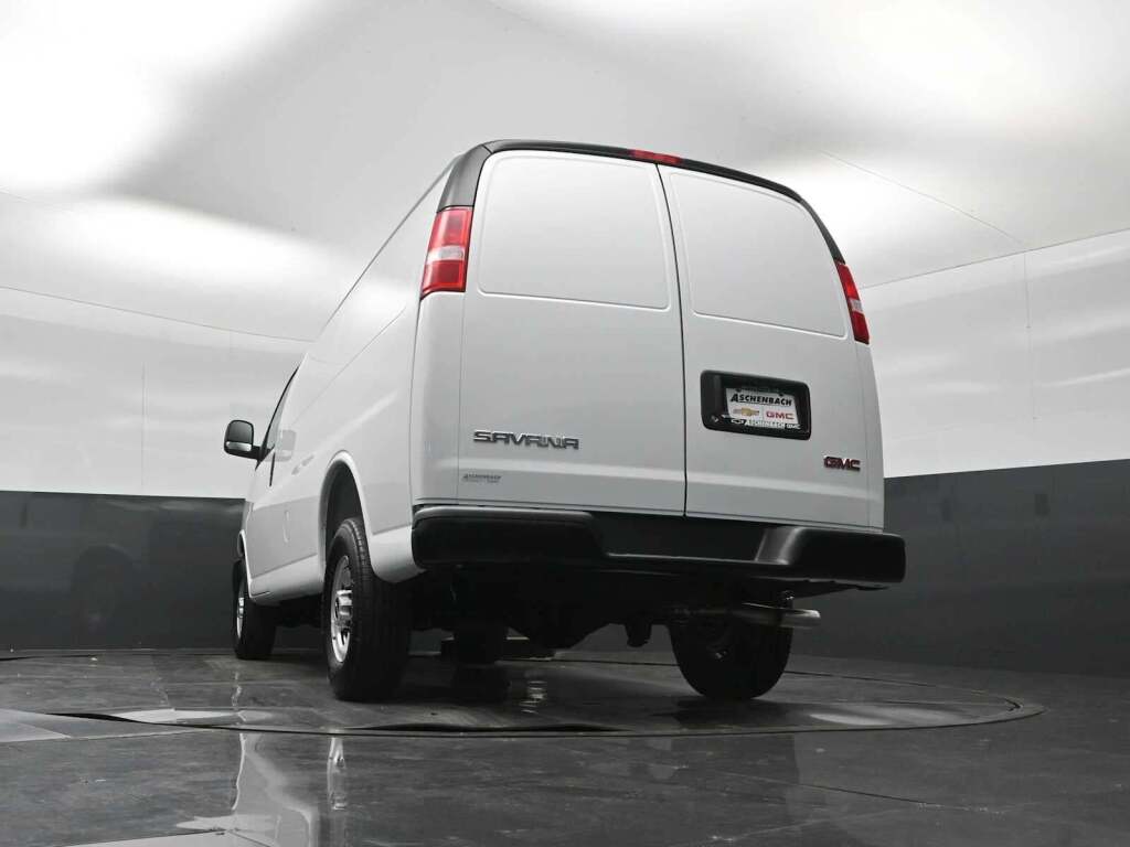 2026 GMC Savana Cargo 3500