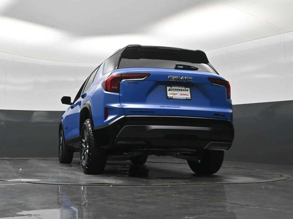 2026 GMC Terrain AT4