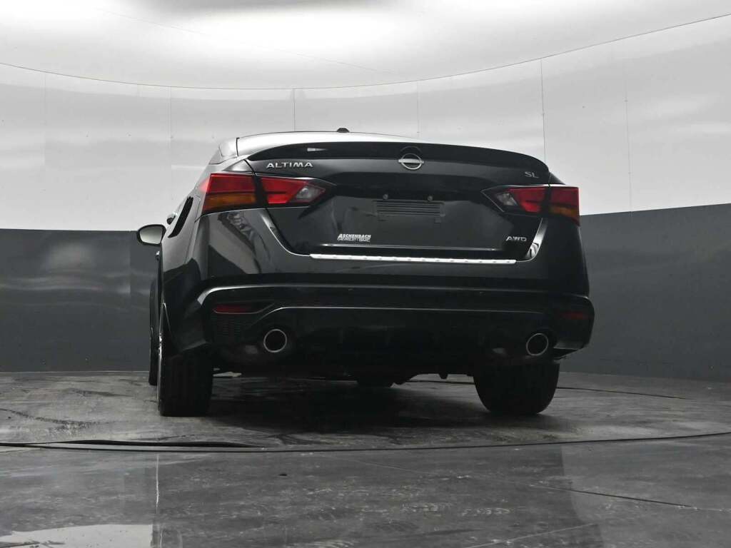 2023 Nissan Altima SL