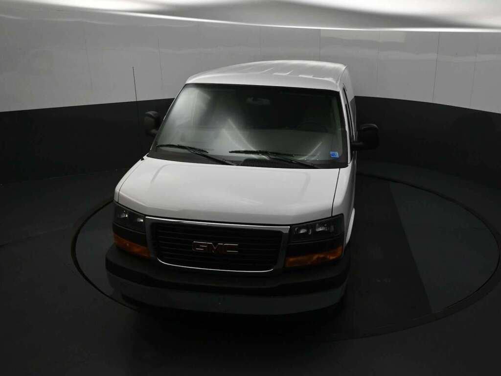 2026 GMC Savana Cargo 3500