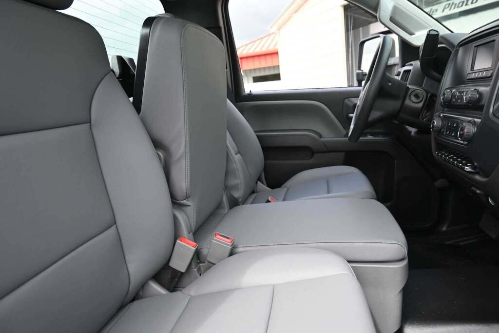 2023 Chevrolet Silverado MD WT