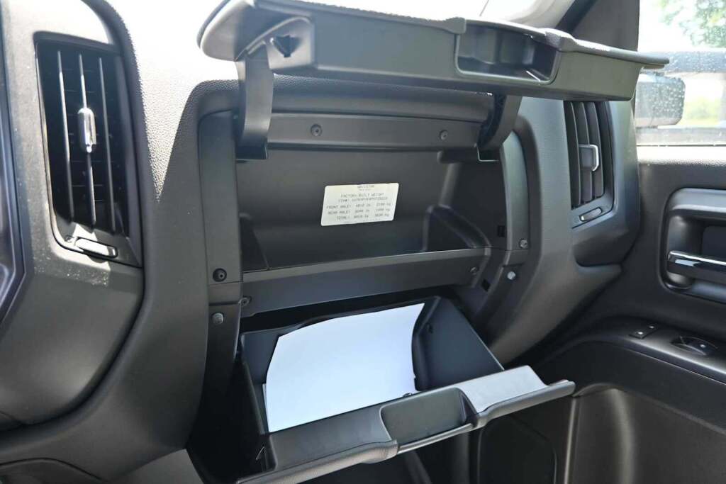2023 Chevrolet Silverado MD WT