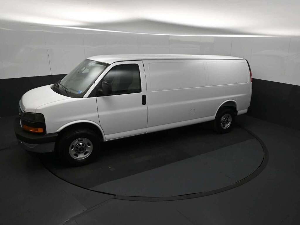 2026 GMC Savana Cargo 3500