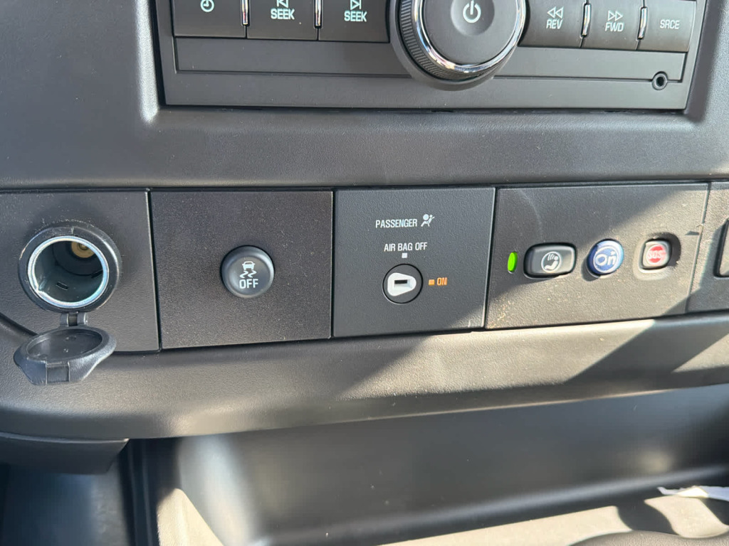 2025 Chevrolet Express Cargo 2500