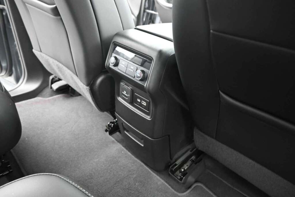 2022 GMC Acadia SLT