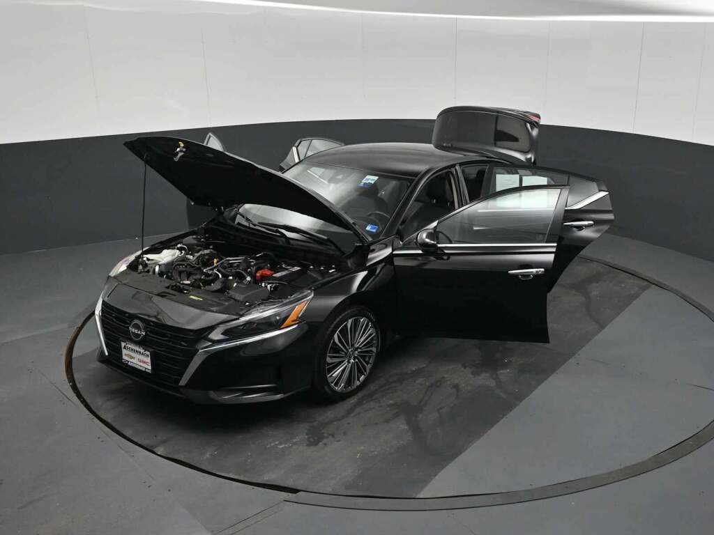 2023 Nissan Altima SL