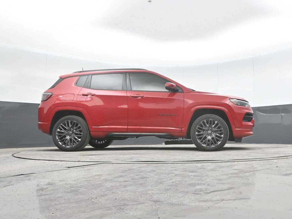2023 Jeep Compass (RED) Edition