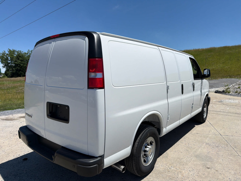 2026 Chevrolet Express Cargo 2500