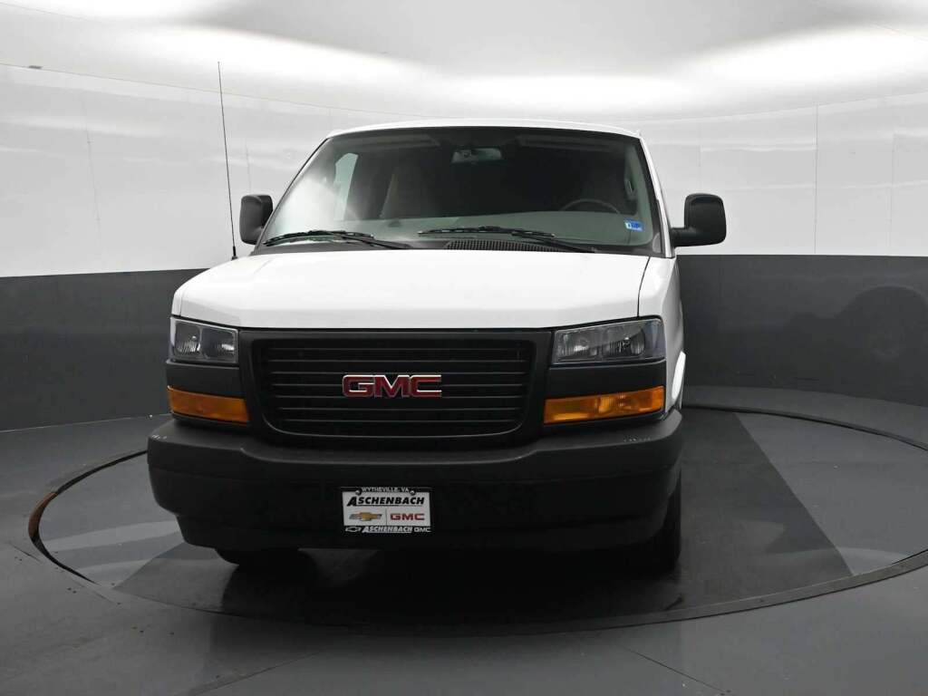 2026 GMC Savana Cargo 3500
