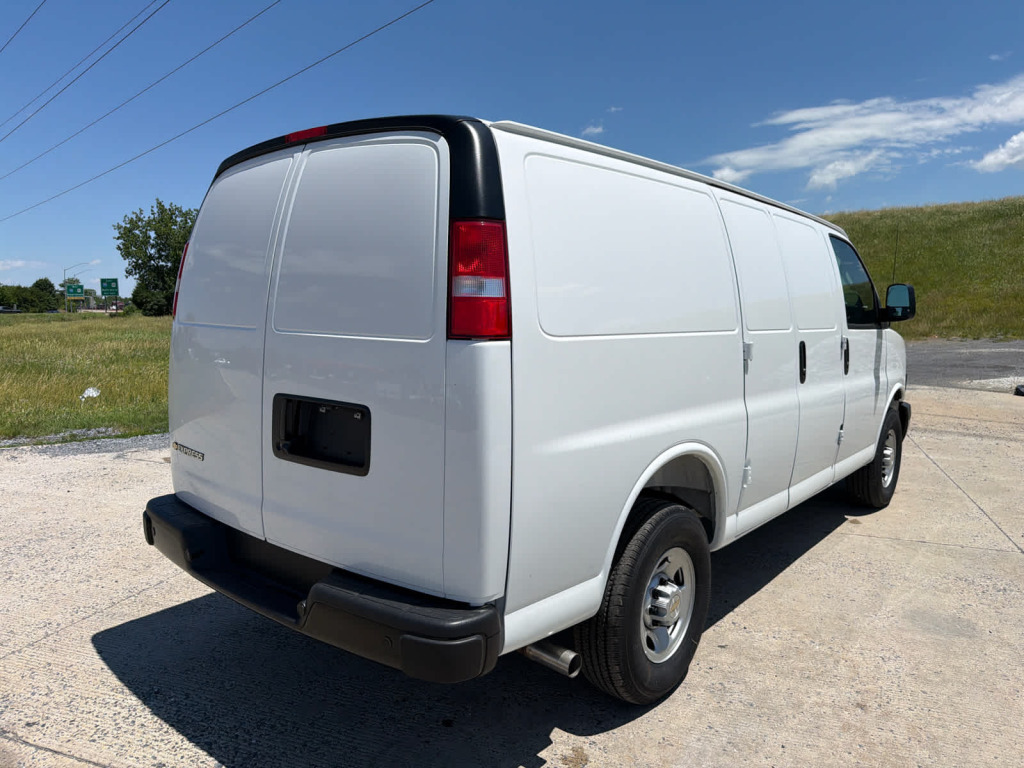 2026 Chevrolet Express Cargo 2500