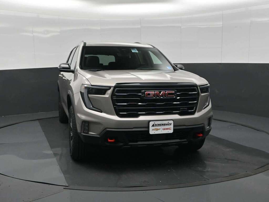 2026 GMC Acadia AT4