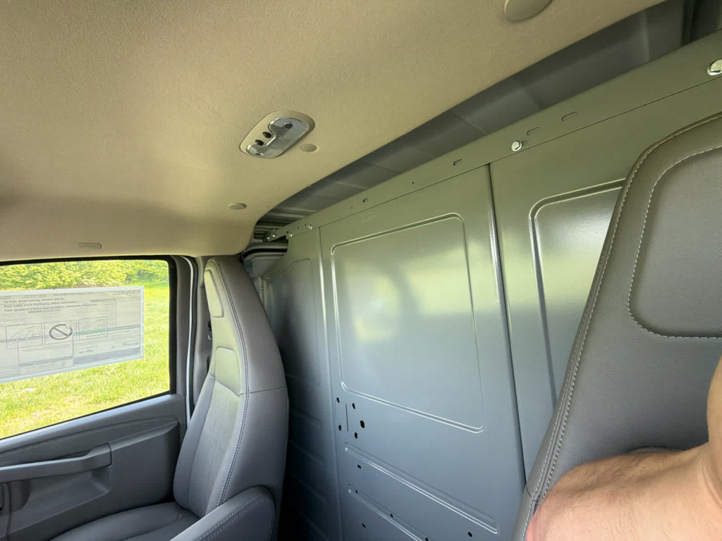 2025 GMC Savana Cargo 2500