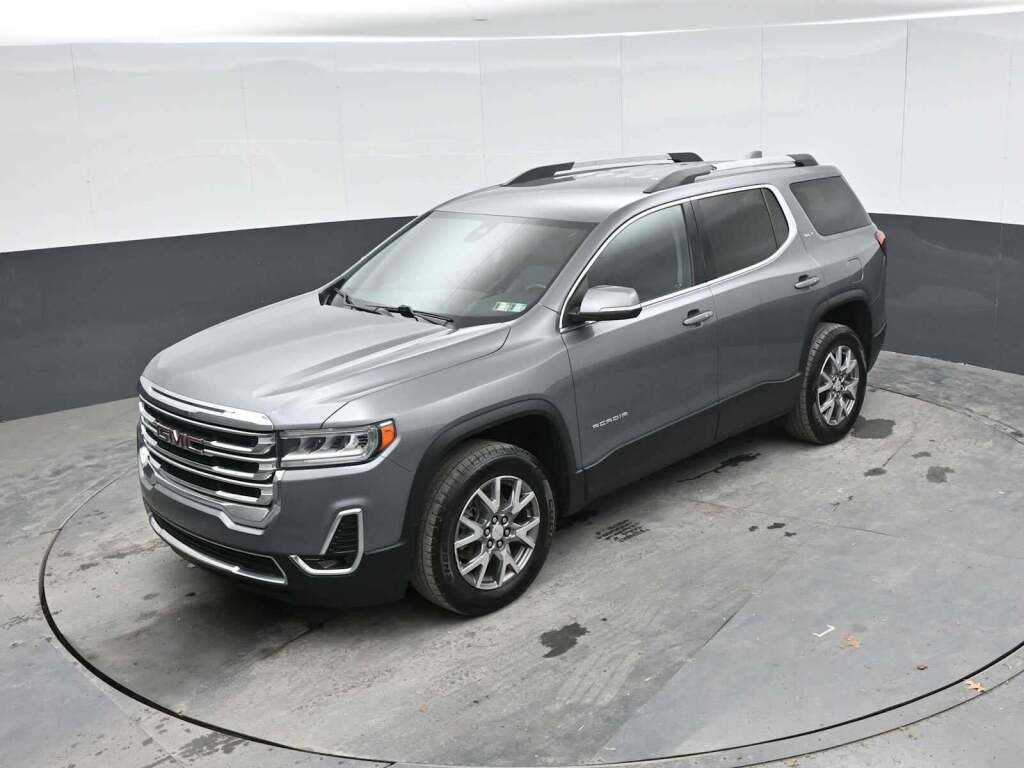 2022 GMC Acadia SLT