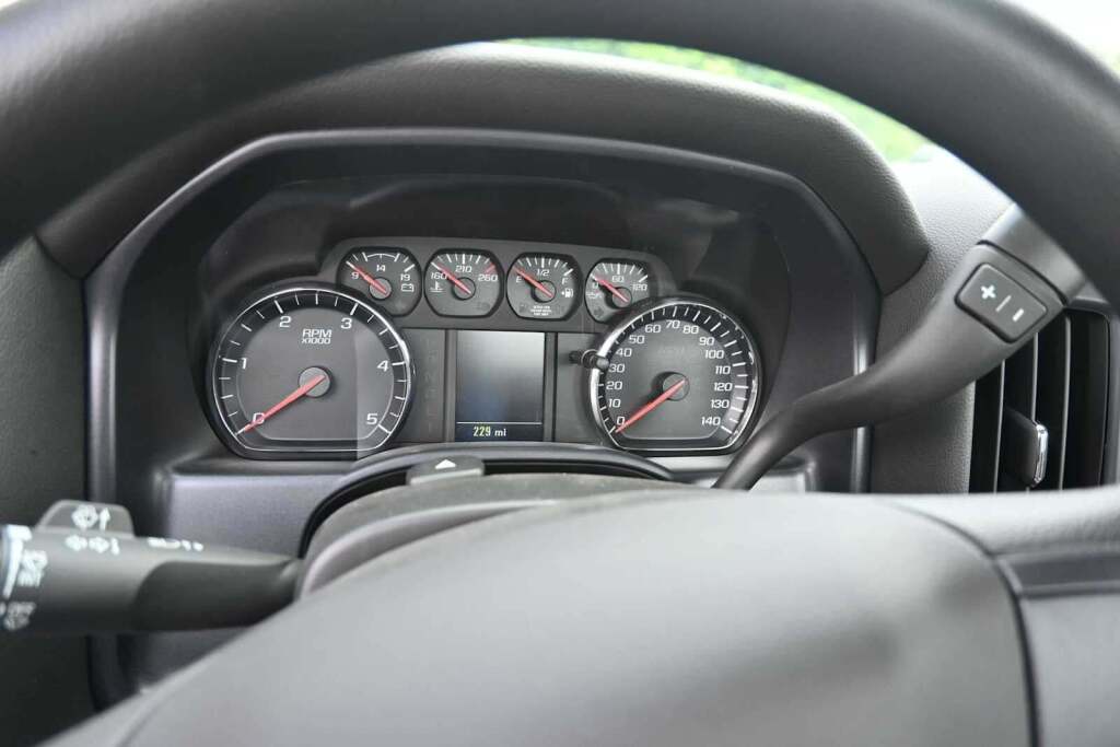 2023 Chevrolet Silverado MD WT