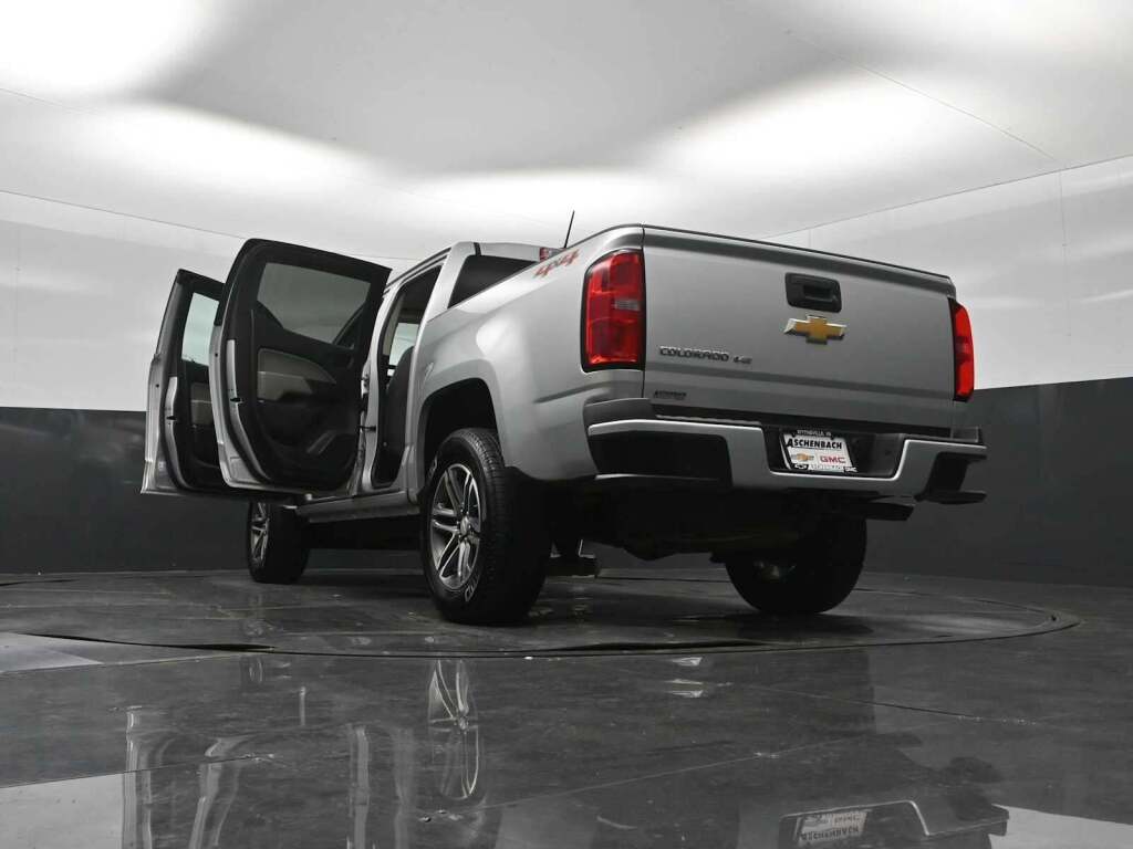 2020 Chevrolet Colorado WT