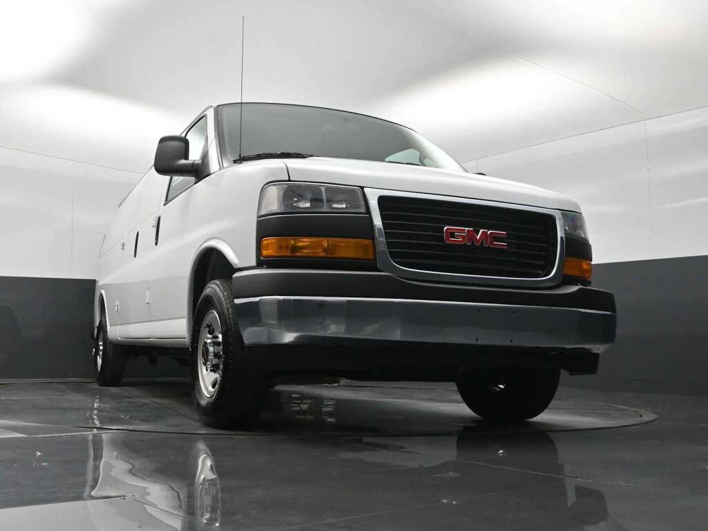 2026 GMC Savana Cargo 3500