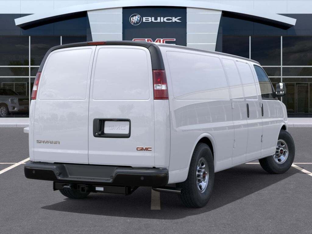2026 GMC Savana Cargo 3500