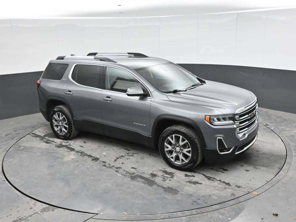 2022 GMC Acadia SLT