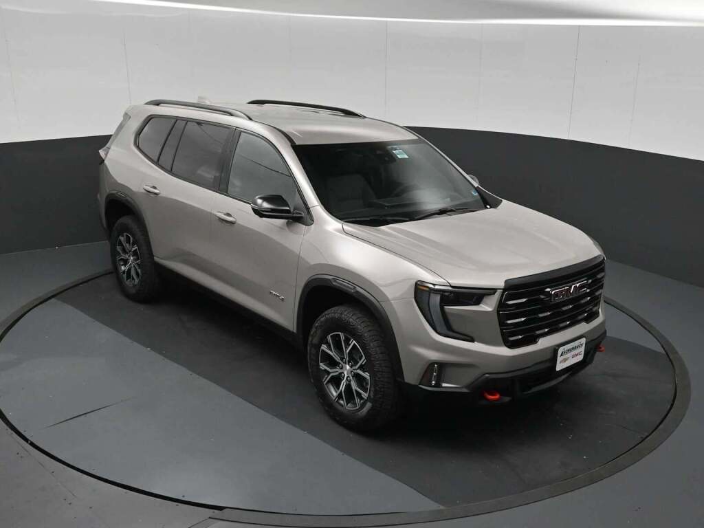 2026 GMC Acadia AT4