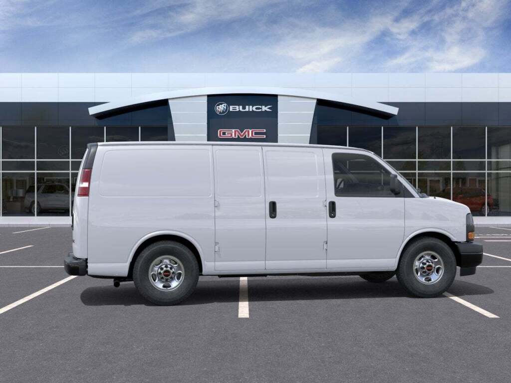 2026 GMC Savana Cargo 3500