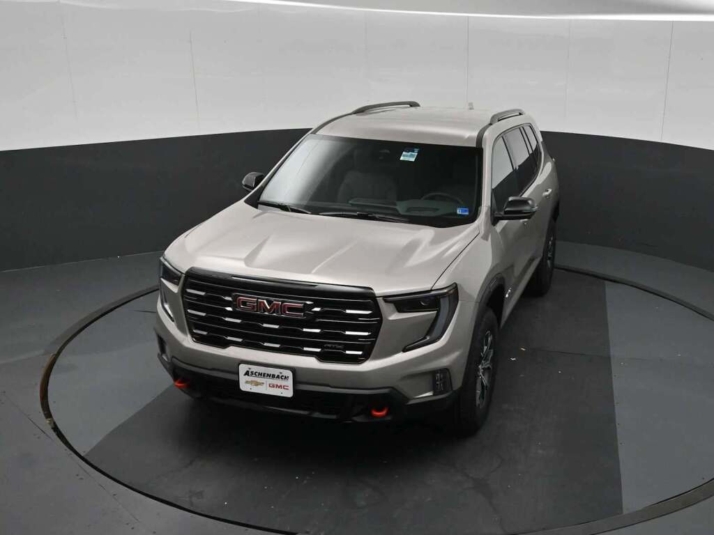 2026 GMC Acadia AT4
