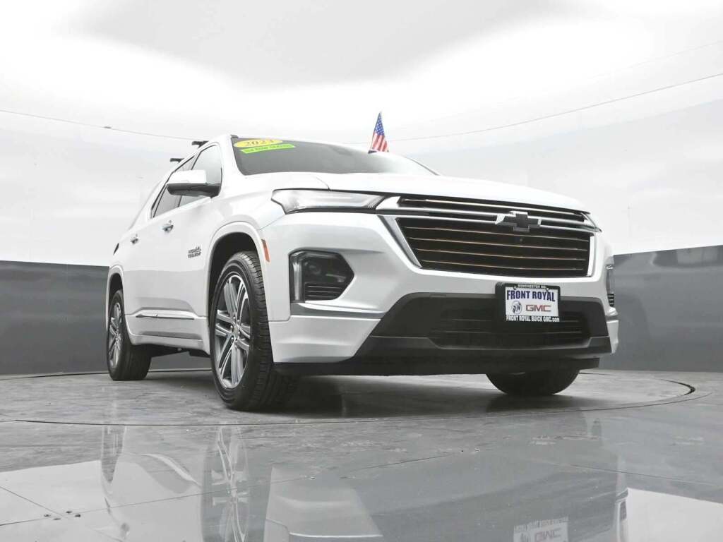 2023 Chevrolet Traverse High Country