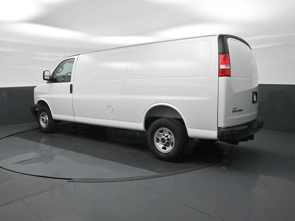 2026 GMC Savana Cargo 3500