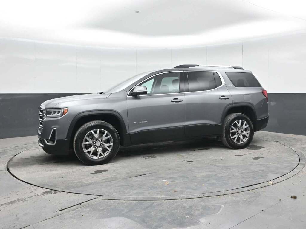 2022 GMC Acadia SLT