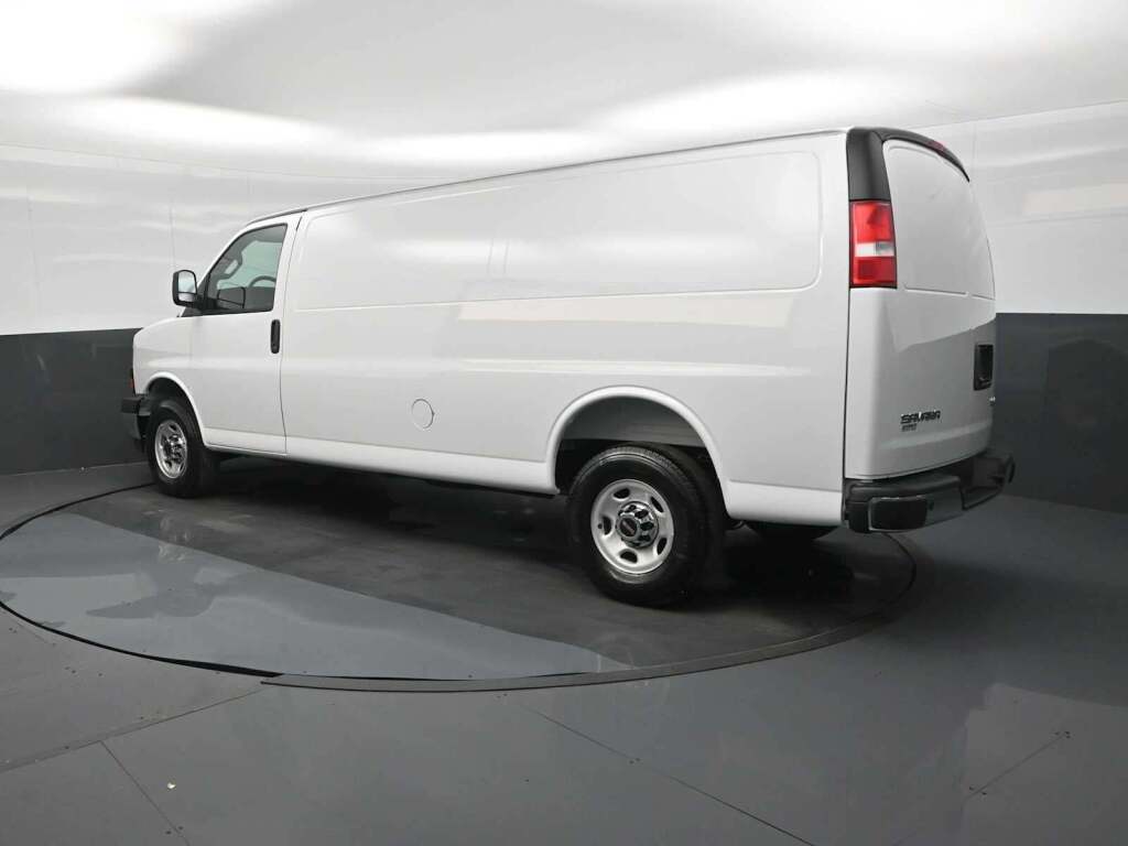 2026 GMC Savana Cargo 3500