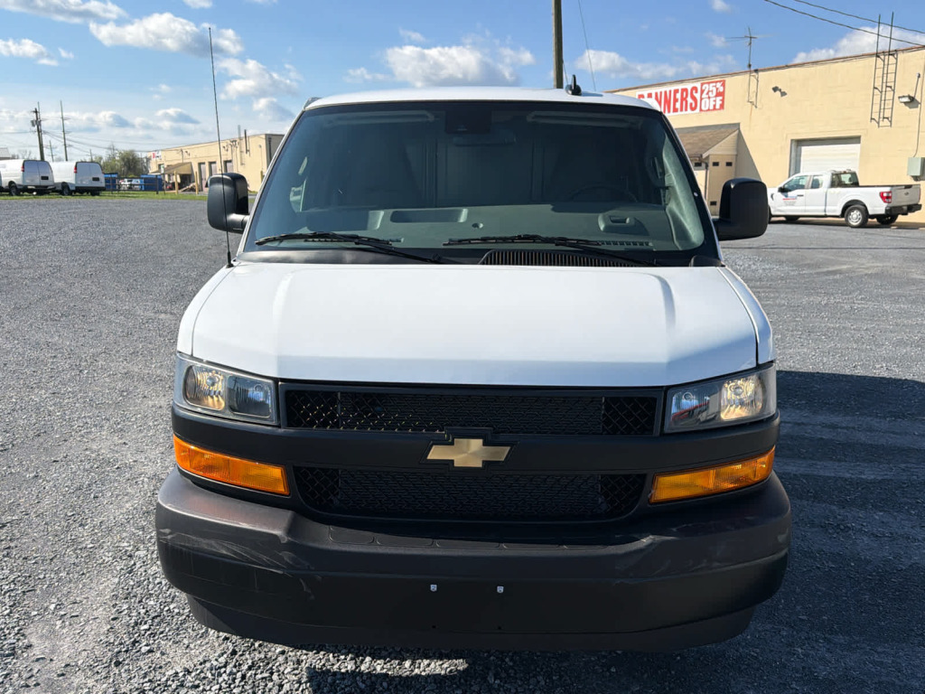 2025 Chevrolet Express Cargo 2500