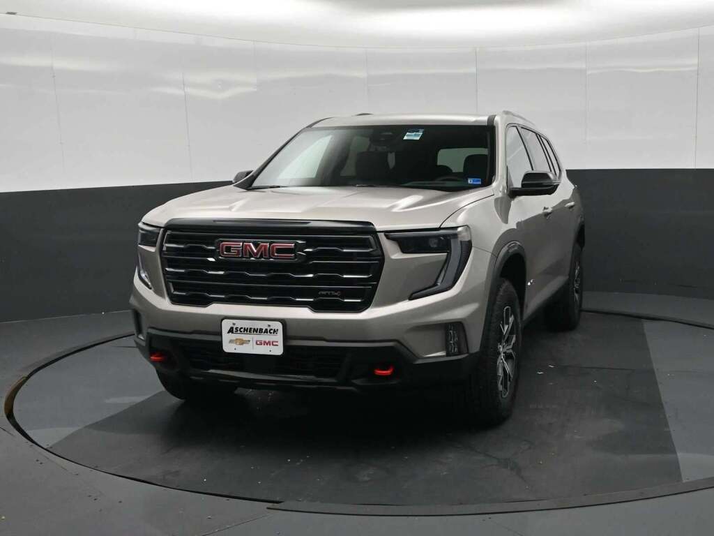 2026 GMC Acadia AT4