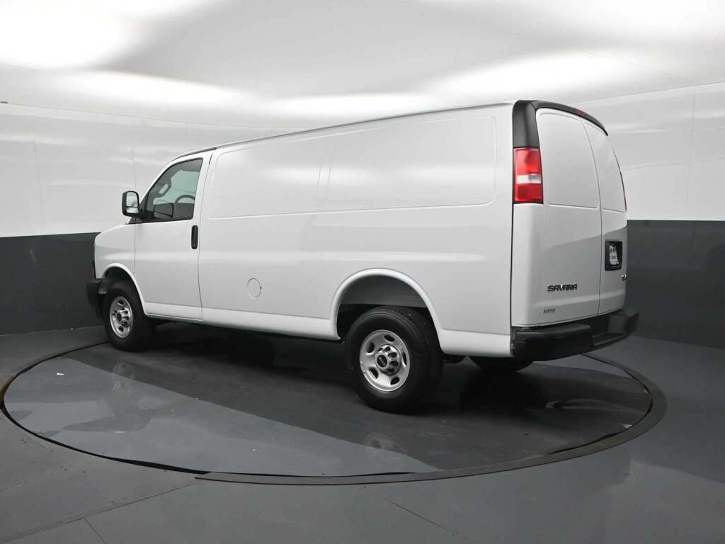 2026 GMC Savana Cargo 3500