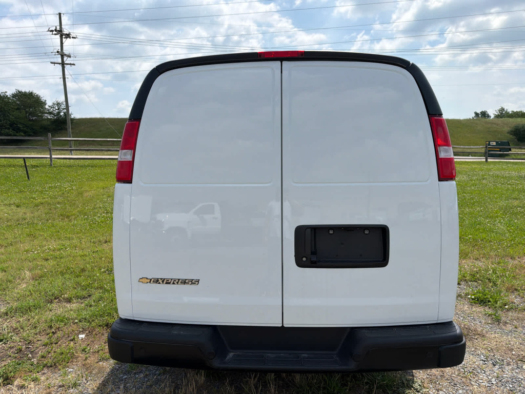 2026 Chevrolet Express Cargo 3500