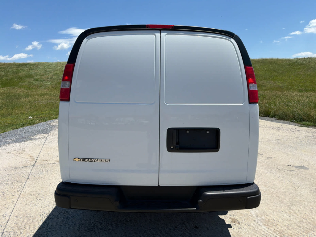 2026 Chevrolet Express Cargo 2500