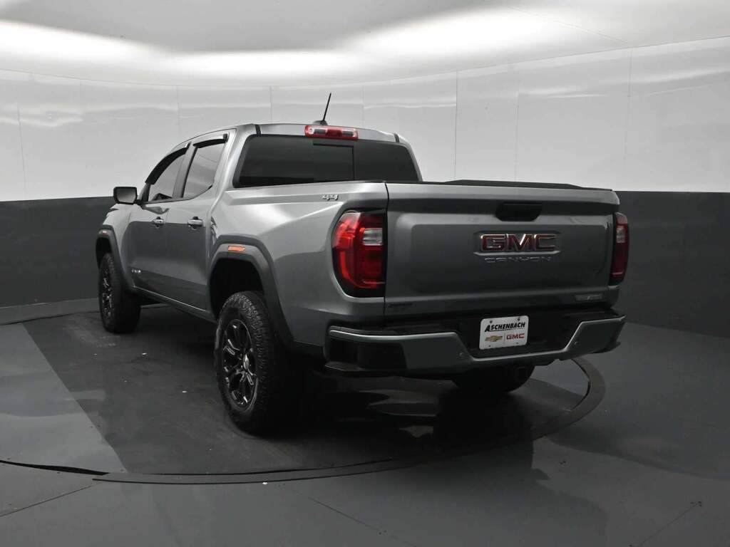 2024 GMC Canyon Elevation