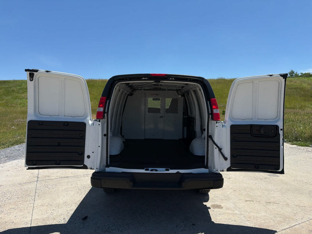 2026 Chevrolet Express Cargo 2500