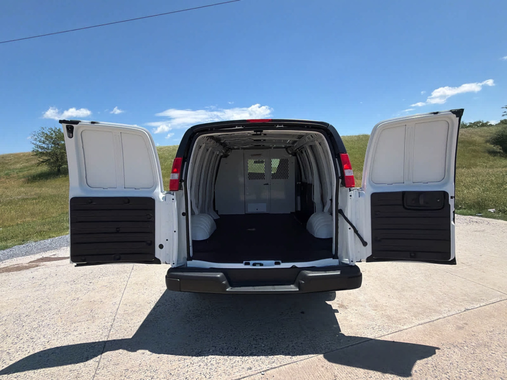 2026 Chevrolet Express Cargo 2500