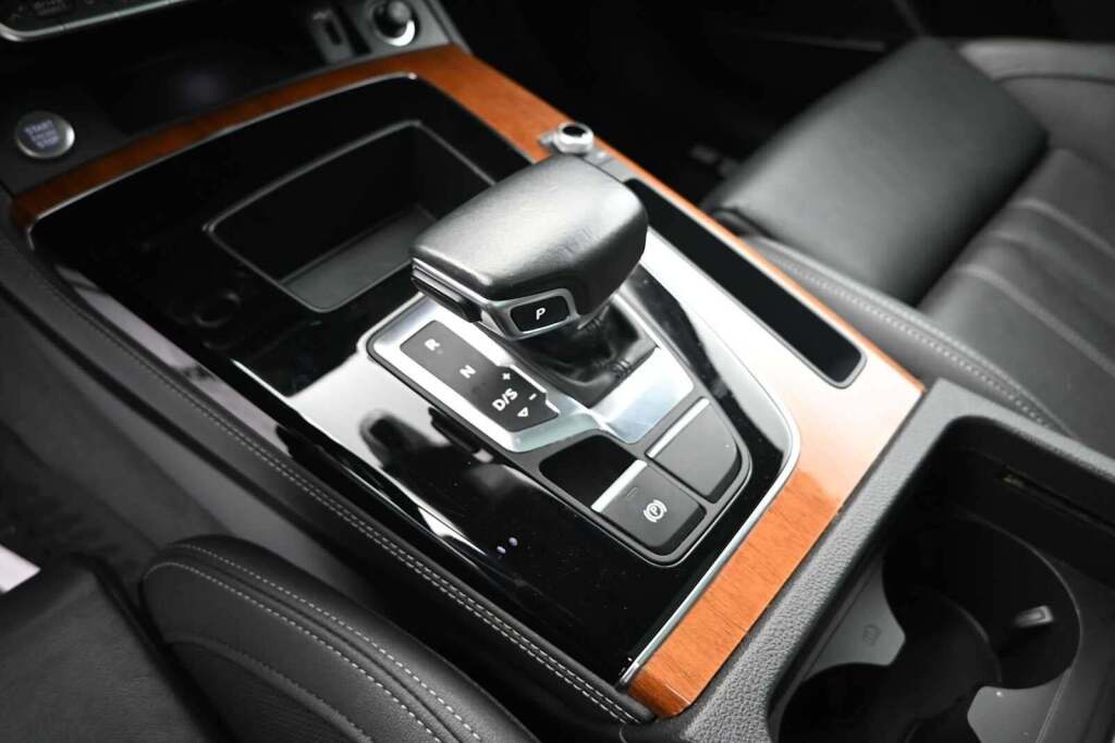 2021 Audi Q5 Premium Plus 45 TFSI quattro S tronic