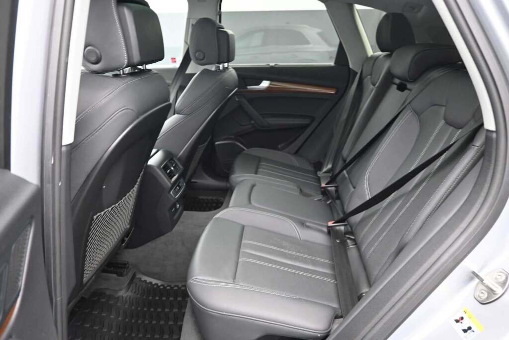 2021 Audi Q5 Premium Plus 45 TFSI quattro S tronic