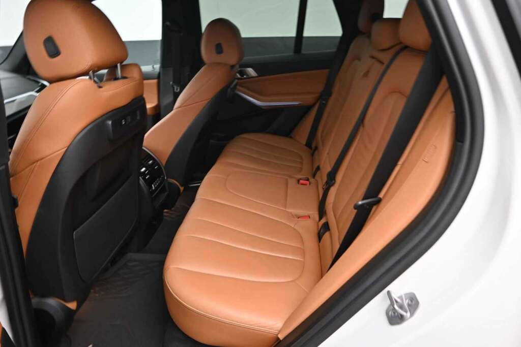 2022 BMW X5 PHEV xDrive45e