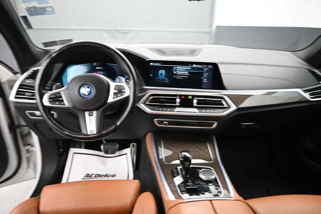2022 BMW X5 PHEV xDrive45e