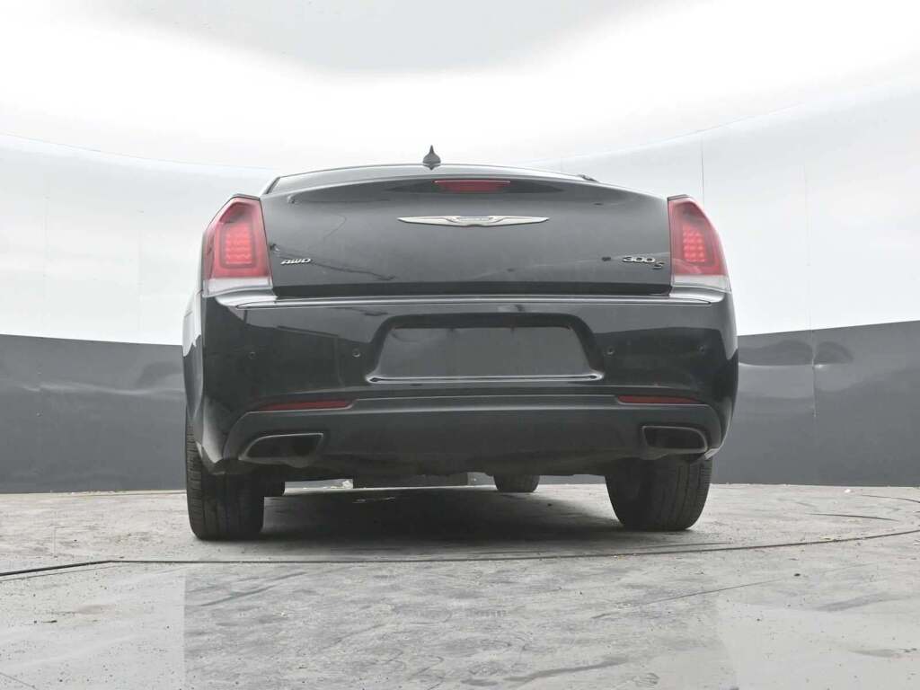 2017 Chrysler 300 300S Alloy Edition AWD