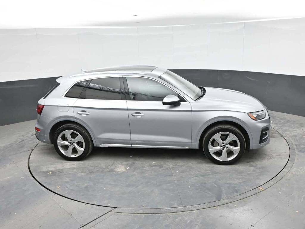 2021 Audi Q5 Premium Plus 45 TFSI quattro S tronic
