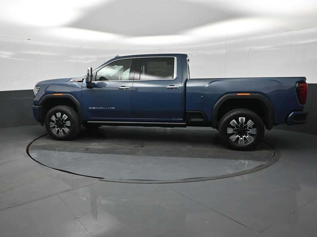 2026 GMC Sierra 2500HD Denali