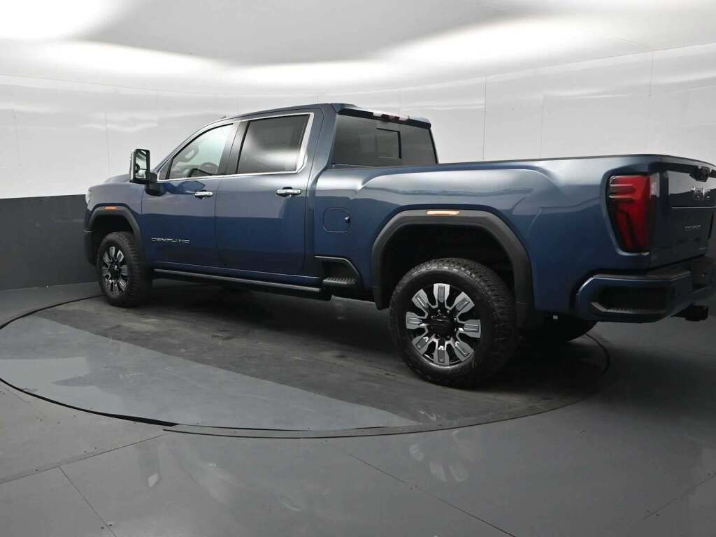 2026 GMC Sierra 2500HD Denali