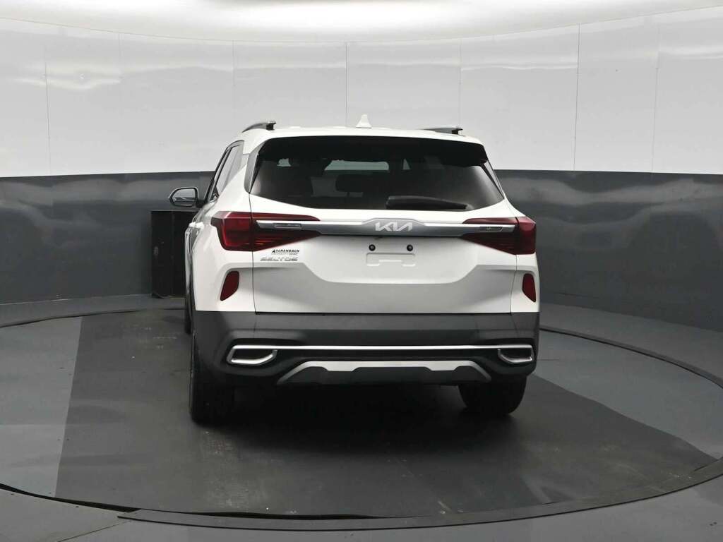 2023 Kia Seltos EX