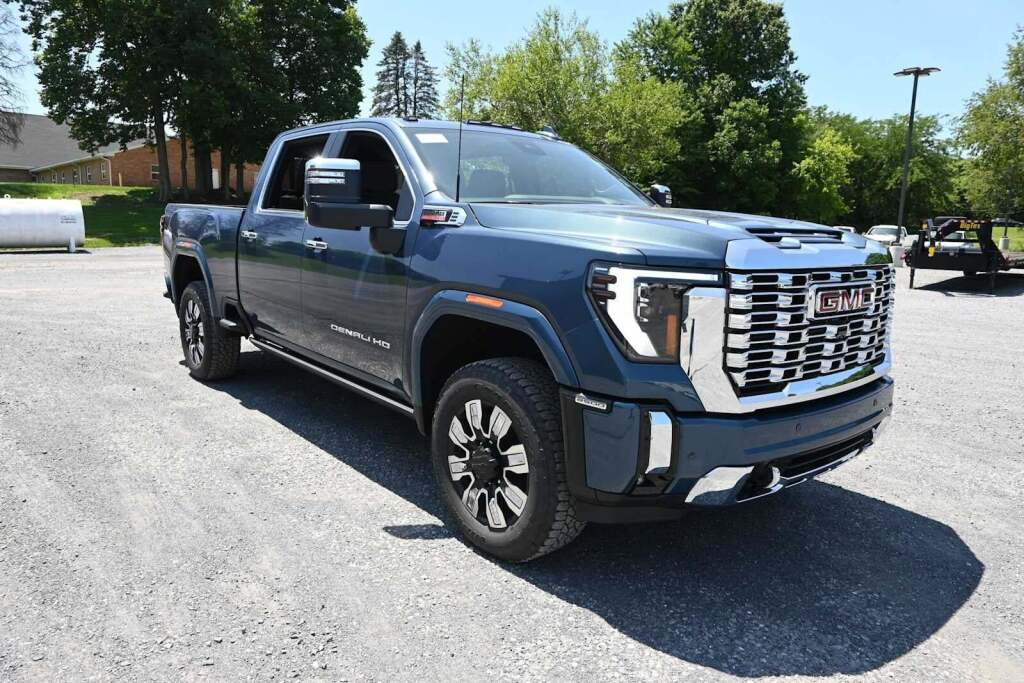 2026 GMC Sierra 2500 HD Denali
