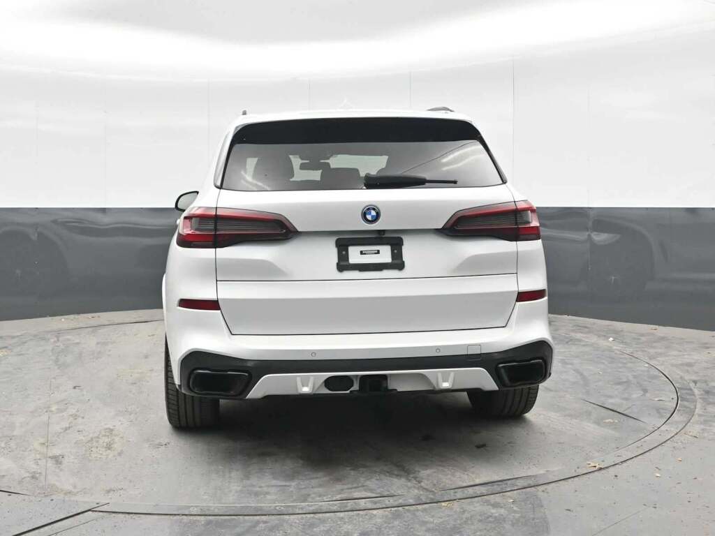 2022 BMW X5 PHEV xDrive45e