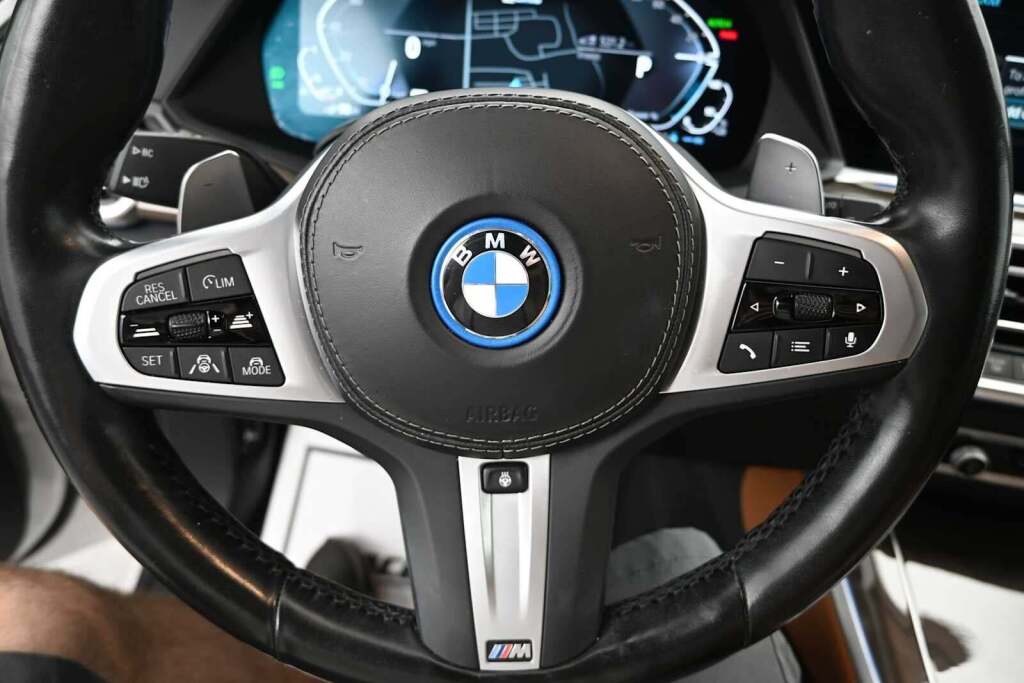 2022 BMW X5 PHEV xDrive45e