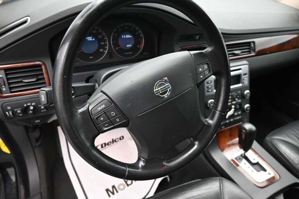 2008 Volvo XC70 3.2